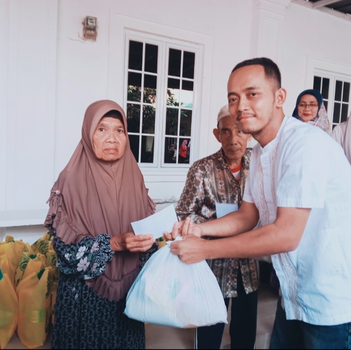 Santunan Ramadan Pramadji, Wujud Kepedulian Sosial dan Penguatan Ikatan di Tingkat Akar Rumput