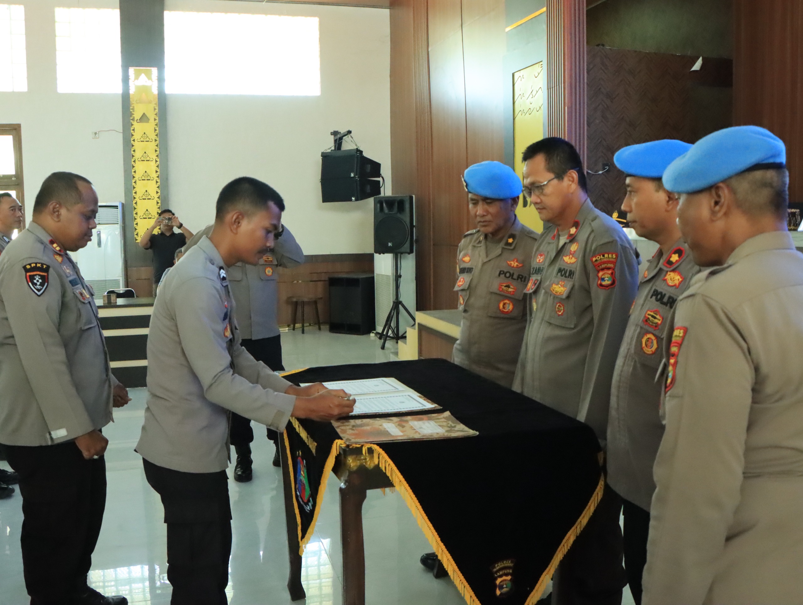 Bid Propam Polda Lampung Gelar Pembinaan Etika Profesi di Polres Tulang Bawang Barat