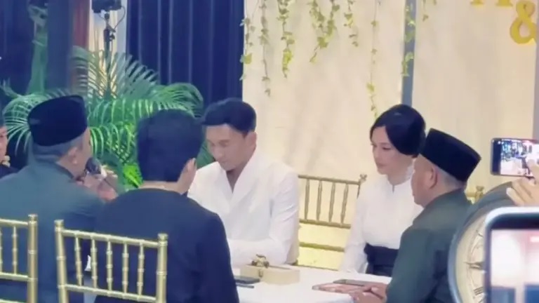 Anji Resmi Menikah dengan Dena Desy, Akad Berlangsung Khidmat
