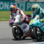 Veda Ega Pratama tetap bertahan di lima besar klasemen Moto3 2026 usai finis kedelapan pada seri Italia di Sirkuit Mugello. Pembalap Honda Team Asia kini mengoleksi 66 poin.